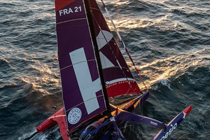 Transat Café l'Or : chavirage de l’Ocean Fifty Koesio
