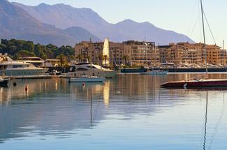 Comment bien équiper son bateau pour naviguer dans le froid : voiles, ch...