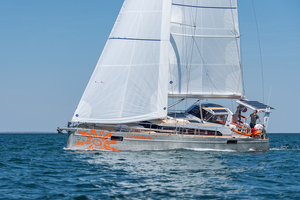 OVNI en aluminium brut : la liberté dans sa forme la plus pure