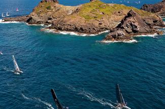 Saint Barth Cata Cup 2025 : les rois du F18 s’affrontent sous les alizés