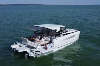 YOT 36 Electric : Catana Group et Power & Sail dévoilent un catamaran 10...