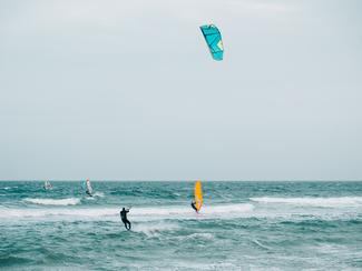 La mer en hiver : quand la plage reprend le...