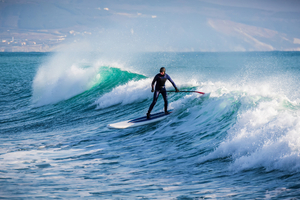 Hiver en Méditerranée : les spots secrets où paddle et planche deviennent magiques