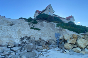 Biscarrosse : quand l’océan grignote la plage et menace les maisons