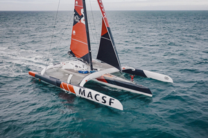 Top départ du tour du monde à l'envers de Guirec Soudée !