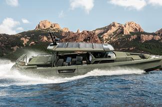 BRABUS Shadow 45 : quand le yachting de luxe revendique le choix et le c...