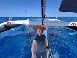 Guirec Soudée franchit l’équateur en moins de...