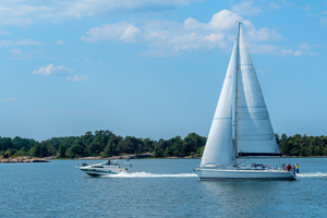 Voile et moteur : pourquoi 2026 marque un tournant technologique pour les plaisanciers ?