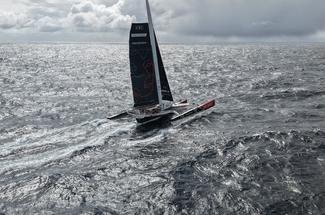 Trophée Jules Verne :  un début d’Atlantique Sud tonique pour The Famous...