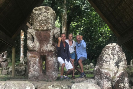 Le Tiki du celebre chef et le Haka de l'equipage.