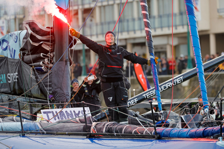 Justine Mettraux, 8e au classement general et premiere femme du Vendee Globe 2024-2025. Justine Mettraux, 8e au classement general et premiere femme du Vendee Globe 2024-2025.