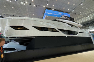 Ferretti Yachts 720 : une version restylée qui rebat les cartes à bord