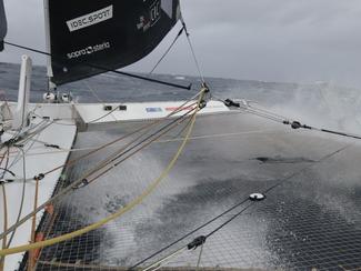 Trophée Jules Verne : arrivée sur la ligne...