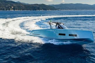 Le Pardo 43 R s’apprête à faire sa première mondiale au Miami Internatio...