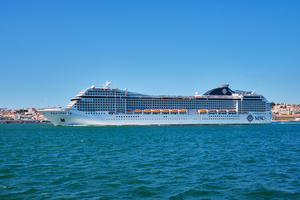 Un navire de croisière bloqué à l'entrée de Marseille par des marins grévistes