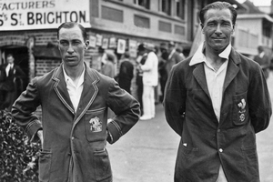 Le blazer, une veste née sur l’eau entre sport, clubs et traditions nautiques