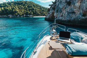 Ocean Nomads : quand l’étrave remplace l’appartement