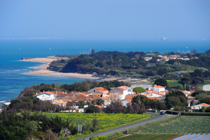 Surtourisme : une île française offre jusqu’à 10 000 € aux propriétaires pour lutter contre la crise du logement