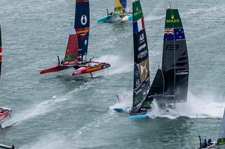 VIDÉO - Crash spectaculaire à Auckland, la Nouvelle-Zélande et la France...