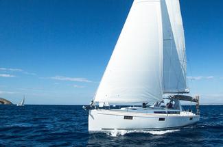 Naviguer léger : optimiser l’espace à bord sans compromis sur l’efficacité