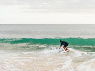 Skimboard : les meilleurs spots pour glisser...