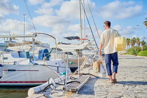 Zéro déchet en croisière : comment éliminer le plastique sans se compliquer la vie à bord ?