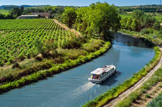 Du large aux écluses : le Canal du Midi, autre école du bateau