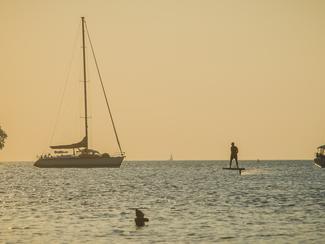 Downwind en SUP foil : parcourir des...