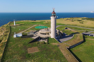 Tout savoir sur le CROSS en France : histoire, rôle, missions et réflexes à connaître en mer