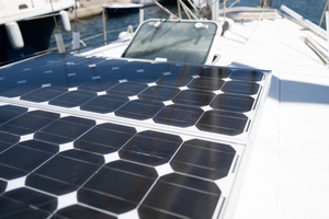 Retrofit électrique d’un voilier de 12 m : quelle rentabilité pour quel bilan carbone ?