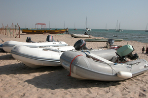 Annexe pneumatique qui se dégonfle : d’où vient la fuite et que faire ?