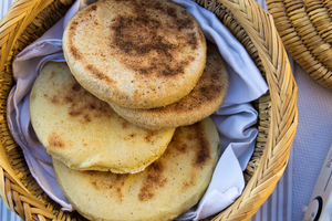 Comment faire du pain à bord sans four ni cuisine équipée