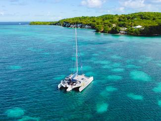 Trimarans et catamarans côtiers : quel est...