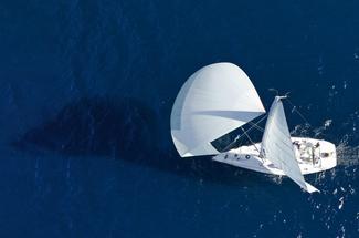 Voile, batteries, hydrogénération : le vrai mode d’emploi du voilier éle...