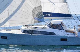 Alubat expose l’OVNI 370 au Nautique de Saint-Malo : un voilier en alumi...