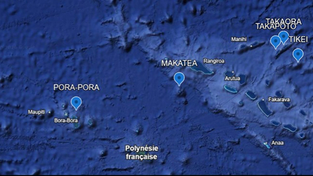 Les îles de la société au Sud-ouest de cette vue satellite, et la partie NW des Tuamotu (Iles Palisser et ile du roi George) au Nord- Est de la vue. Il y a 700 milles d’un bord à l’autre de ce cadre Les îles de la société au Sud-ouest de cette vue satellite, et la partie NW des Tuamotu (Iles Palisser et ile du roi George) au Nord- Est de la vue. Il y a 700 milles d’un bord à l’autre de ce cadre