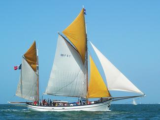 Des navires chargés d’histoire de retour à...
