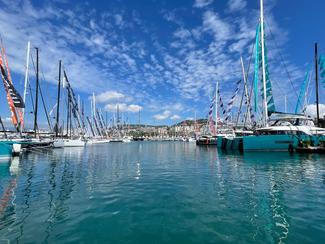 Cannes Yachting Festival : Port Canto, un...