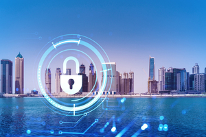 GPS spoofing, AIS fantômes, pilote automatique : la cybersécurité à bord, un enjeu majeur ?