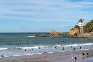 Surf et surfréquentation : à partir de quand un spot change de nature
