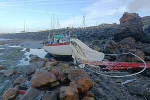 Vendée : un voilier s’échoue à l’entrée de Port Bourgenay, un couple et ses 2 chiens secourus dans la nuit