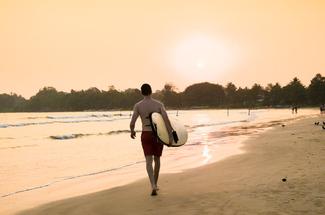 Surf à Weligama : pourquoi ce spot du Sri Lanka séduit autant de surfeurs