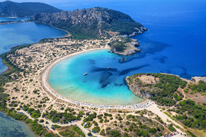 La Grèce augmente le nombre de plages sans location de transats
