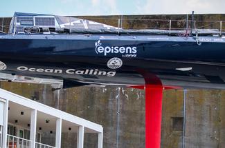 Fabrice Amedeo a mis à l’eau son IMOCA en vue de la Route du Rhum 2026