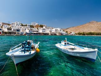 Tinos en mai : l’île grecque parfaite pour...