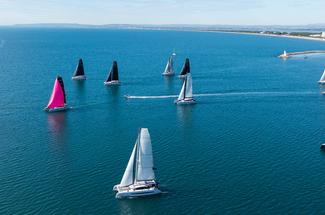 Faire le tour du monde en flottille : comparatif des grands rallyes haut...