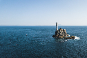 Fastnet : le rocher mythique qui fait trembler les marins au large de l’Irlande