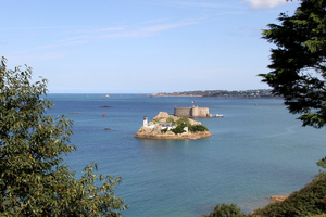 Carantec au printemps : une parenthèse iodée en baie de Morlaix avant les grandes vacances
