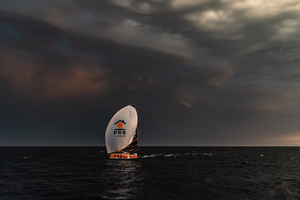 Solitaire du Figaro Paprec 2026 : progression nocturne orageuse