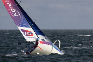 Solitaire du Figaro Paprec : Abandon de Marie Gendron, déchirure de son J2
